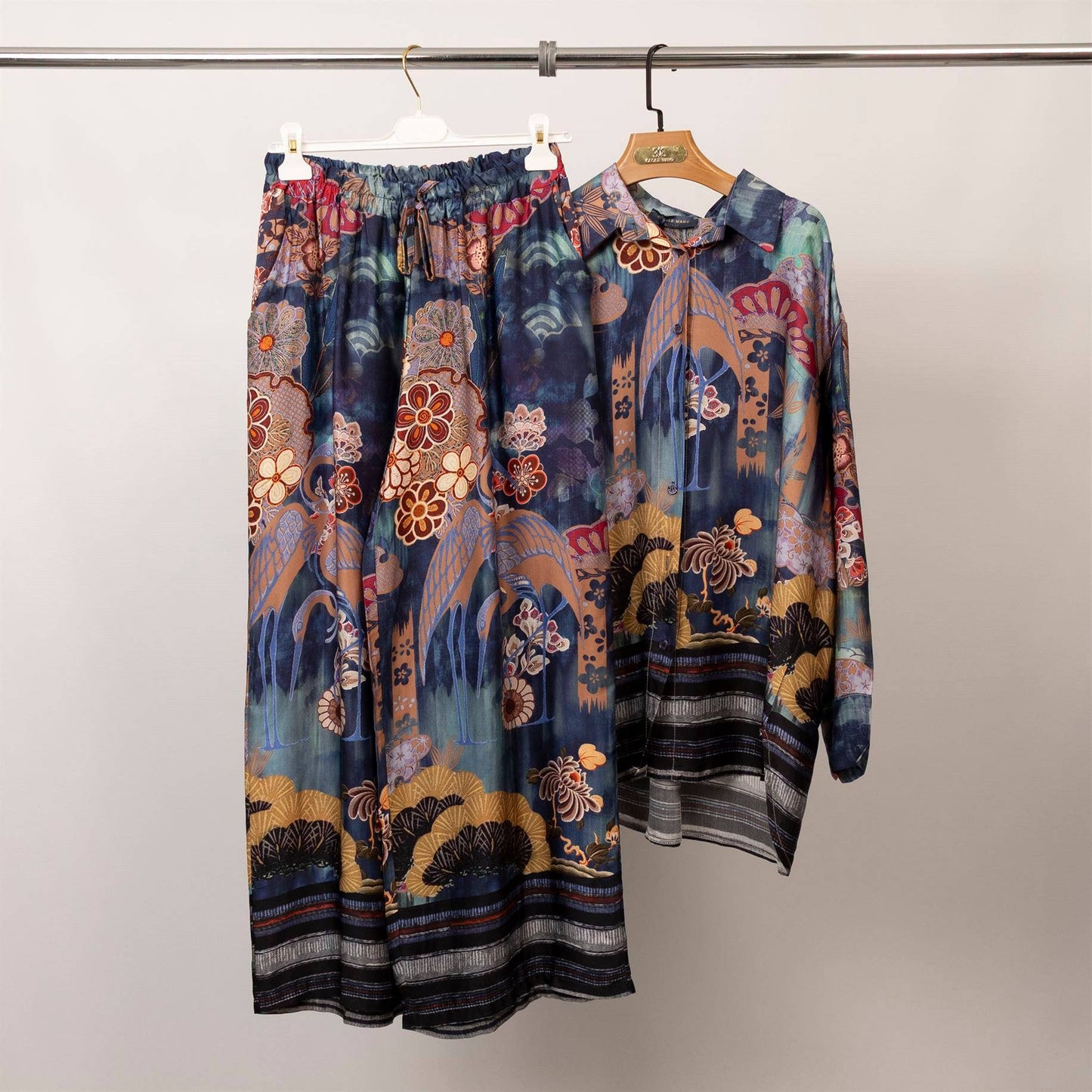 Printed Satin Pants (japan blue)