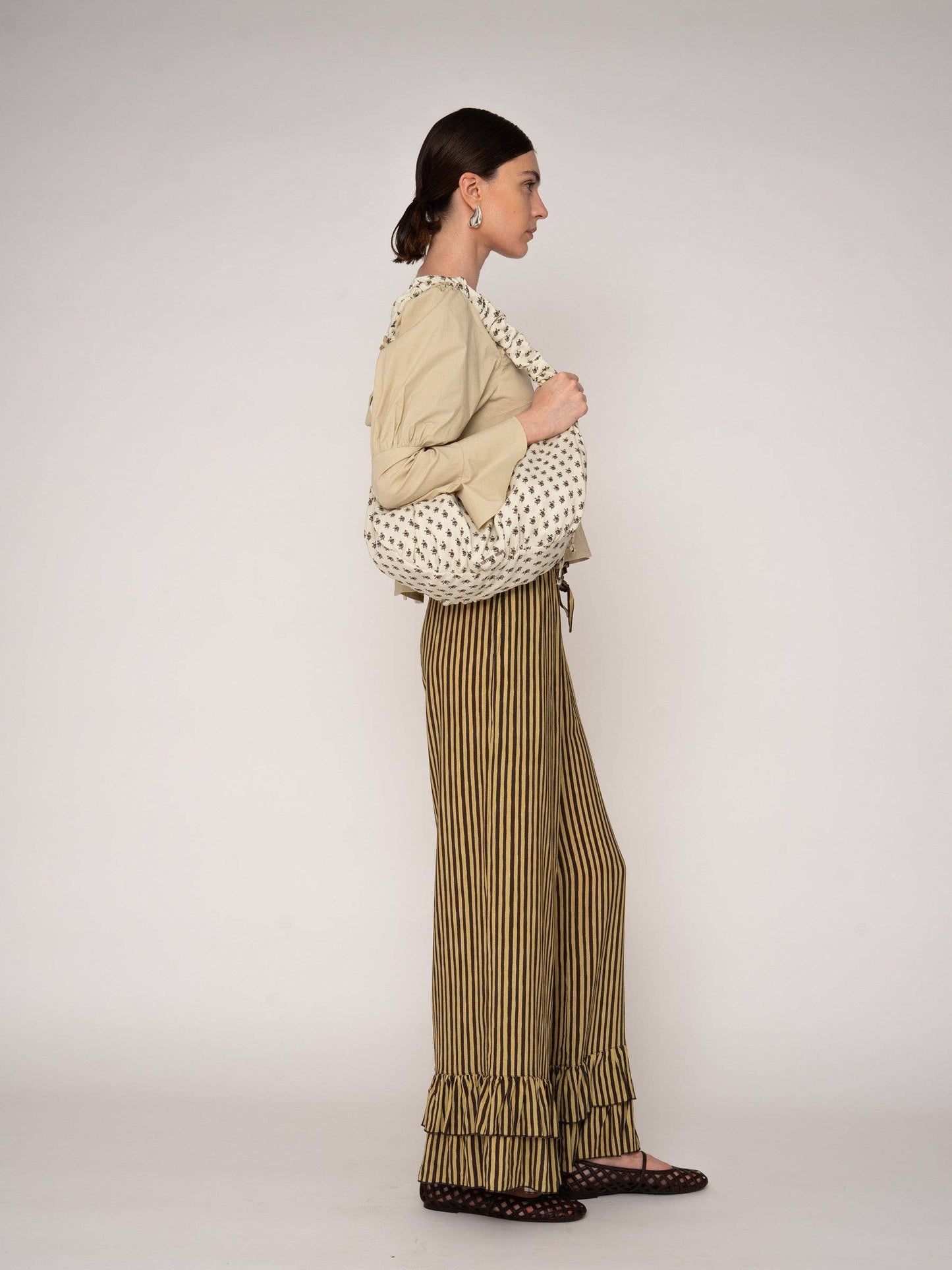 Sucrée Shore Shoulder Bag