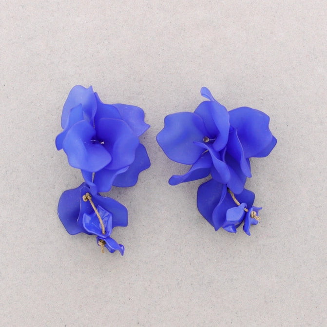 Petals Resin Earrings (azul)