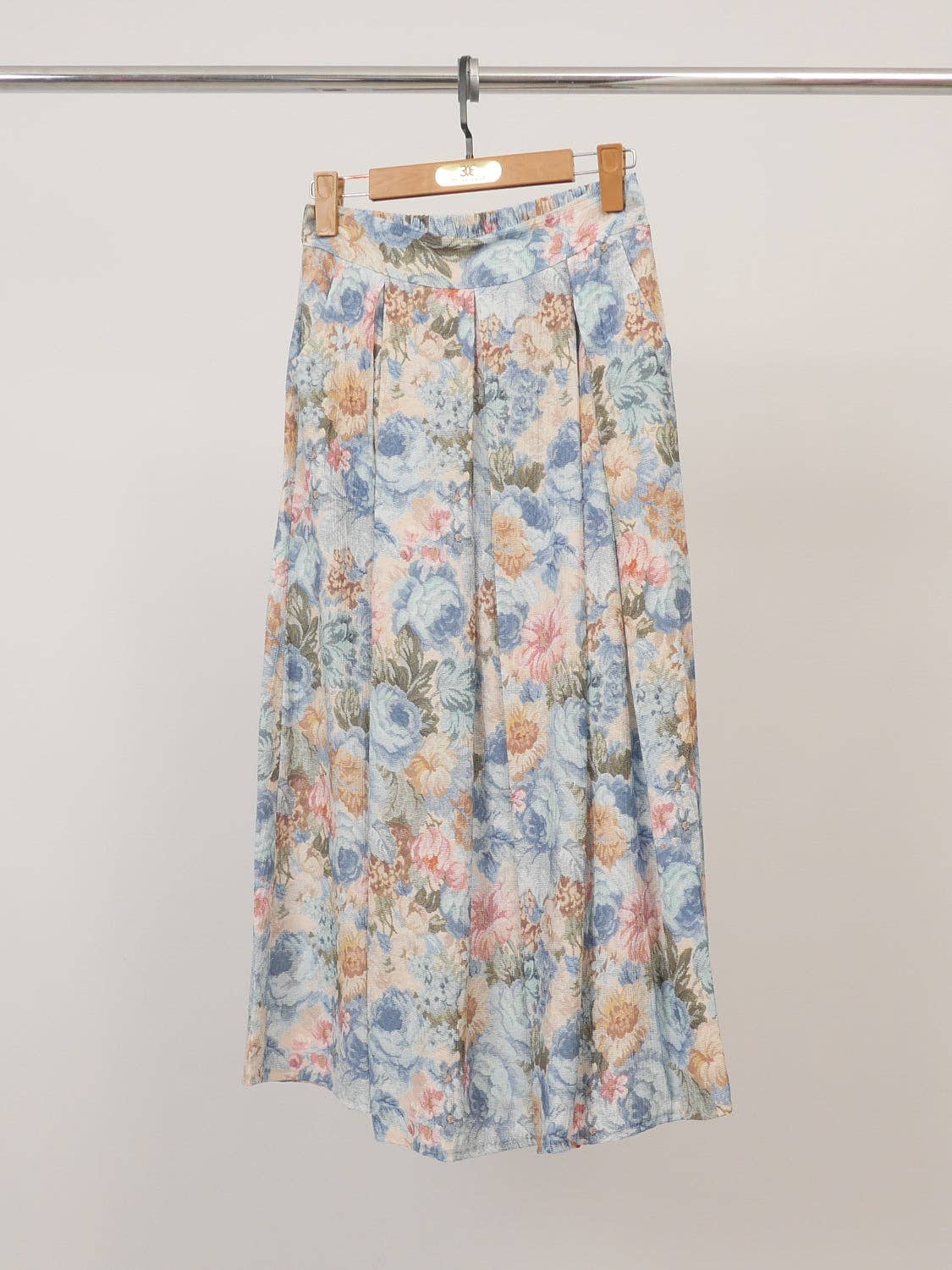 Tivoli Gardens Midi Skirt (ciel)