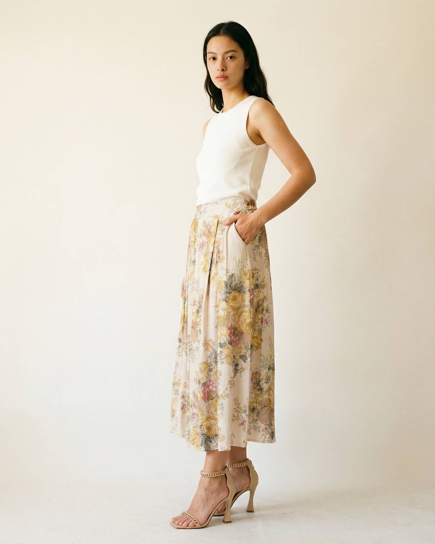 Tivoli Gardens Midi Skirt (ivory)