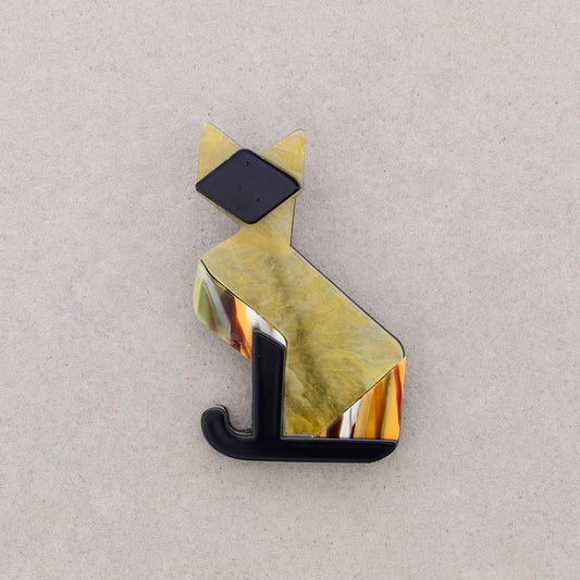 Cat Resin Brooch (yellow)