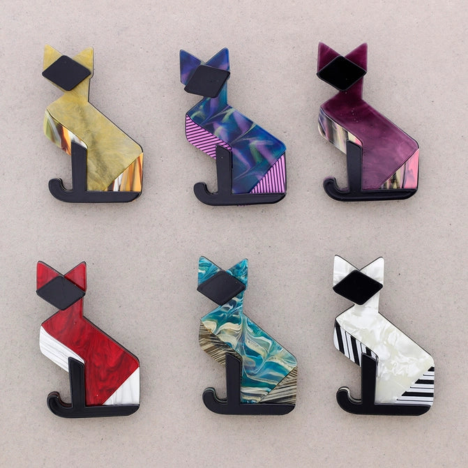 Cat Resin Brooch (blue)