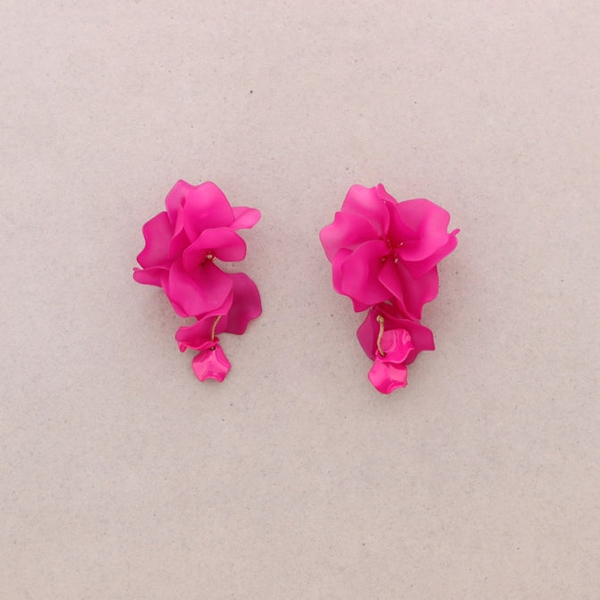Petals Resin Earrings (fuchsia)